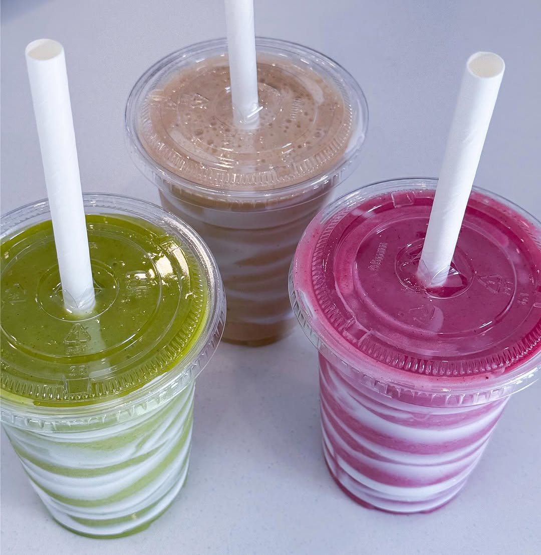 Yogaçaí chocolate frozen yogurt